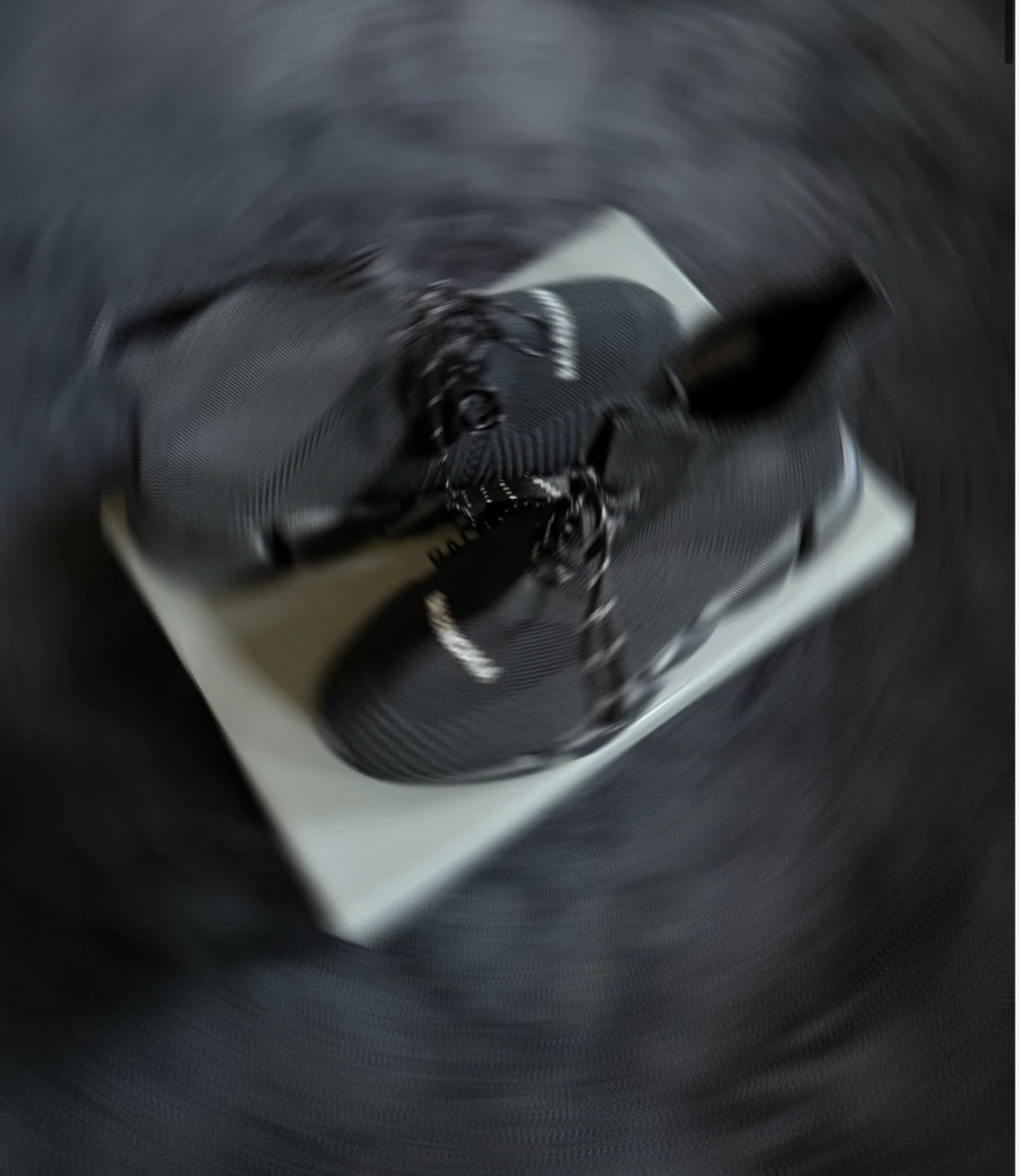 Blncga Laces
