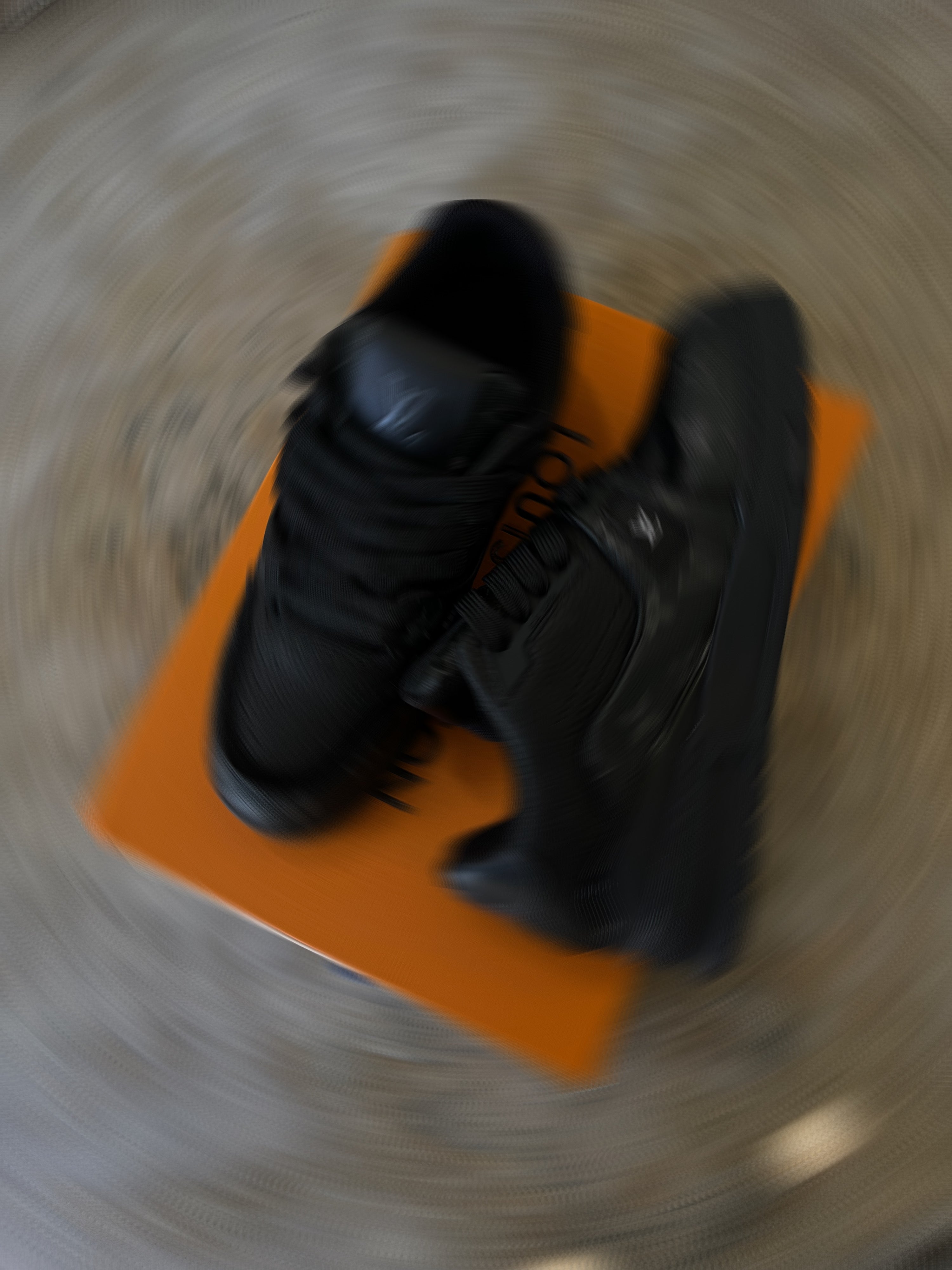 VL Black