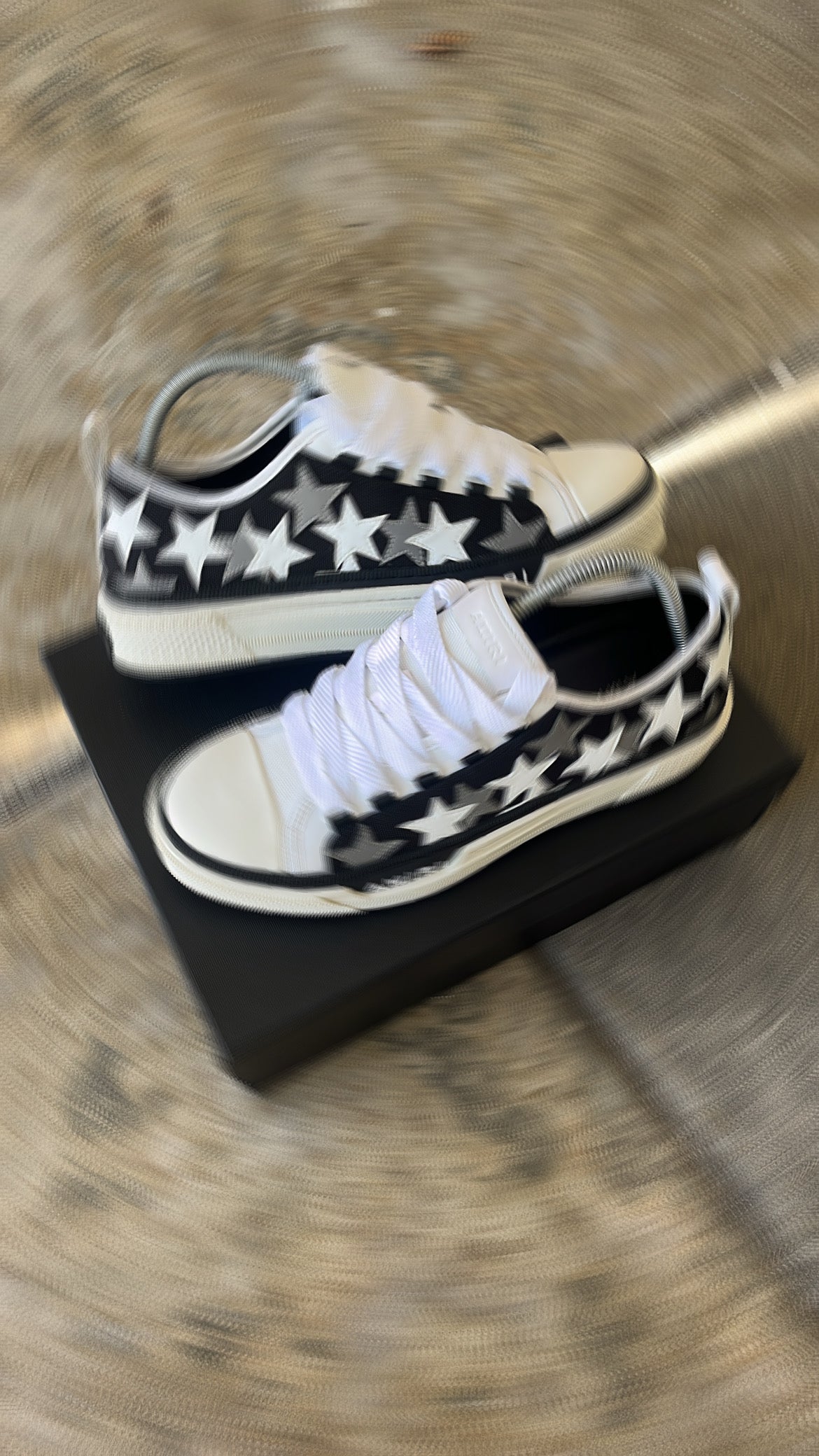 AM1R1